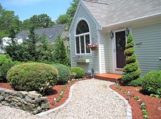 143 Ninigret Ave, Mashpee, MA 02649