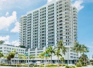 7901 Hispanola Ave APT 606, North Bay Village, FL 33141