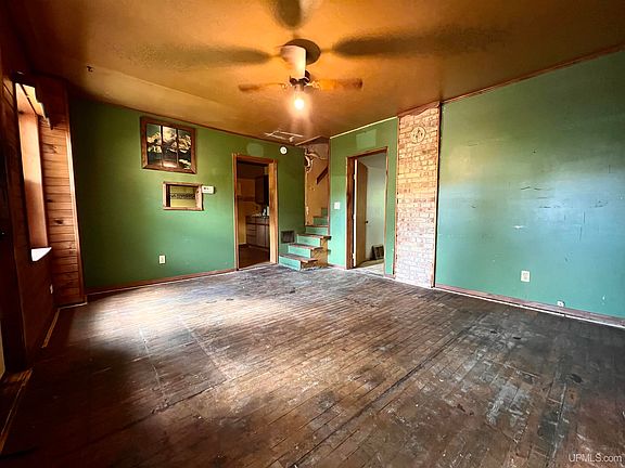 5th image of 407 5th St