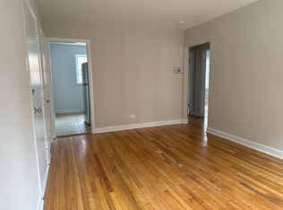 7516.5 N Ridge Blvd #3W, Chicago, IL 60645