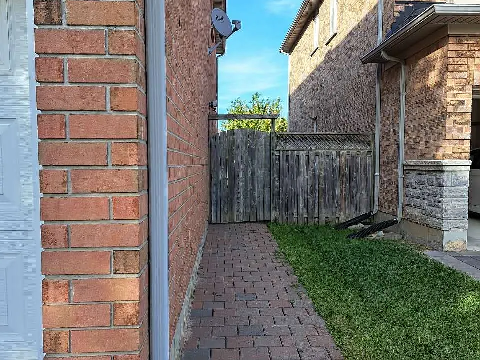 22 Quetico Dr #BASEMENT