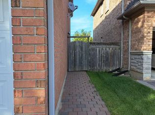 22 Quetico Dr #BASEMENT, Richmond Hill, ON L4B3S9