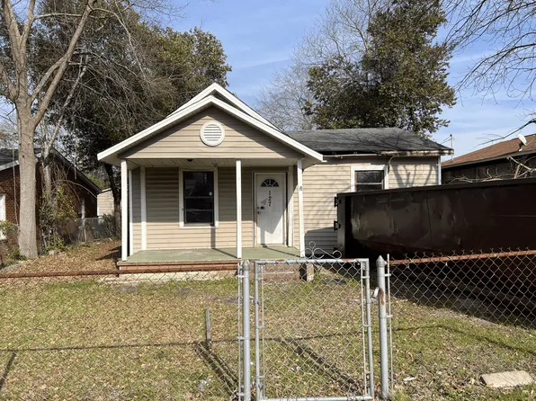 127 DUNBAR Street, Warrenville, SC 29851