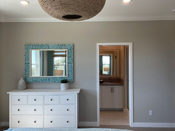 5th image of 2317 W Broadway #3-104