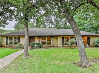 1118 Ridgecrest Cir, Denton, TX 76205