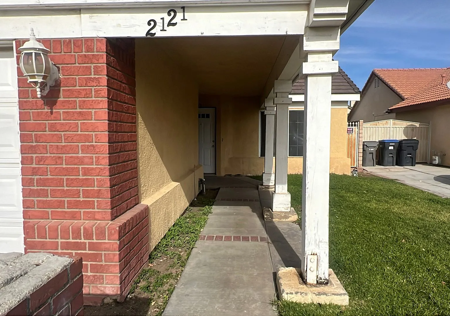 East Lancaster Home — Photo 2