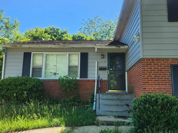 2709 Hughes Rd, Hyattsville, MD 20783