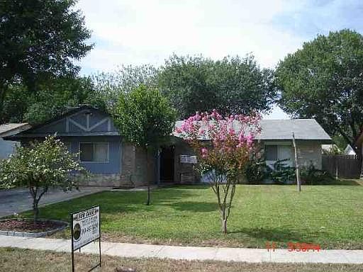 1st image of 6807 SPRING LARK DR