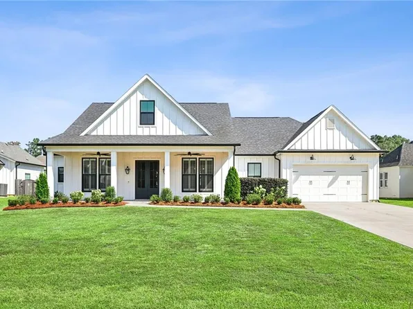 724 Elise Ln, Madisonville, LA 70447