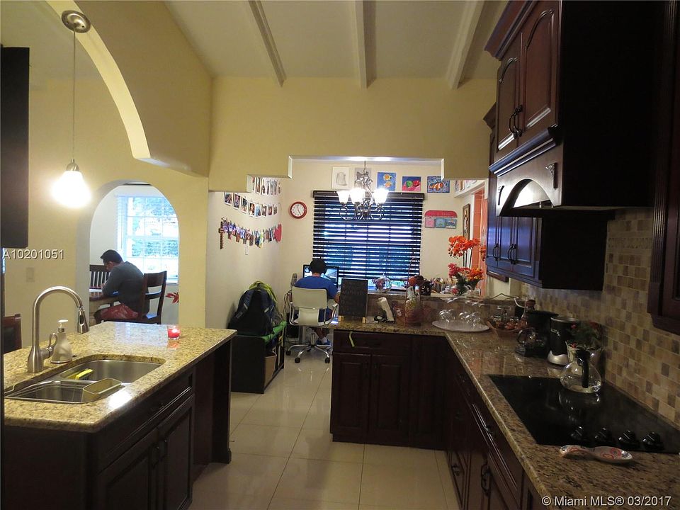 2nd image of 1120 Wallace St #1120