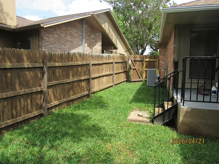 13815 Parksite Woods — Photo 12
