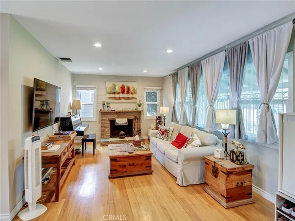 5505 Clybourn Ave, North Hollywood, CA 91601