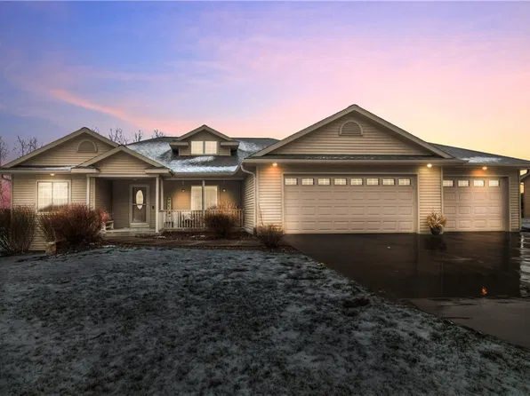 10737 34th Avenue N, Chippewa Falls, WI 54729