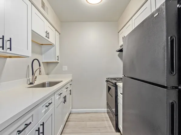 3405 E Pinchot Ave #5, Phoenix, AZ 85018