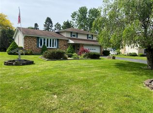 427 Fiesta Rd, Rochester, NY 14626