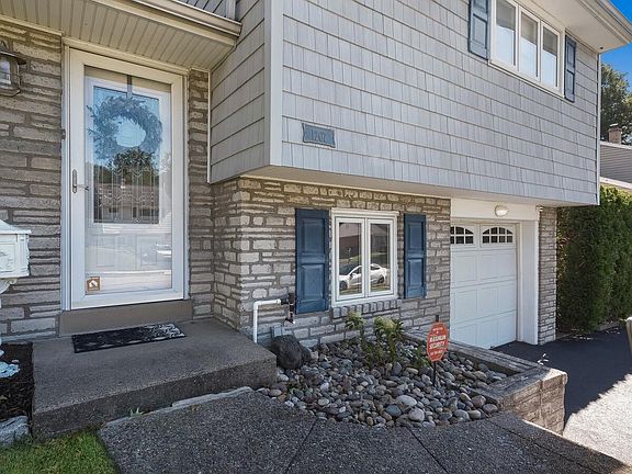 4th image of 1207 Anderson Ave