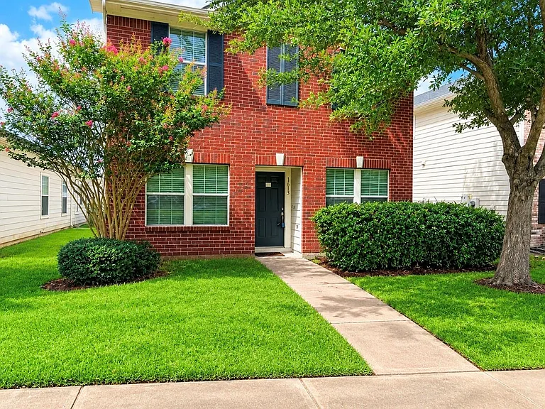 1613 Palcio Real Dr — Photo 1
