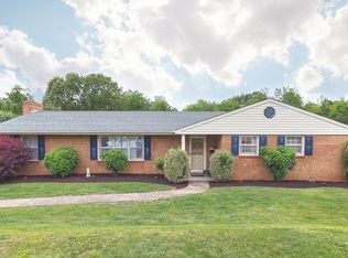 411 Cardinal St, Staunton, VA 24401