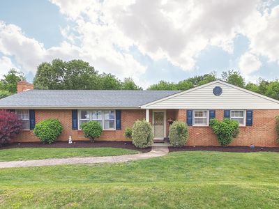 411 Cardinal St, Staunton, VA, 24401