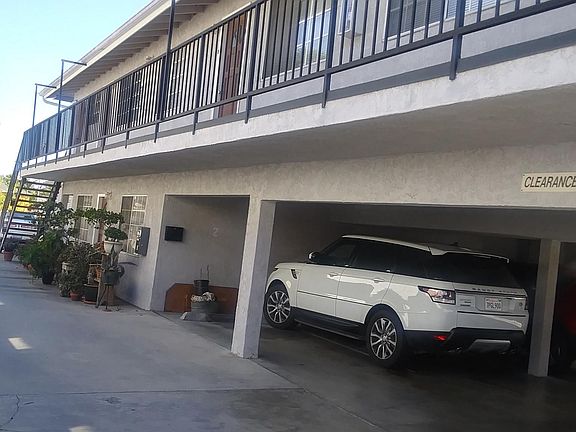 3rd image of 1531 Torrance Blvd #3