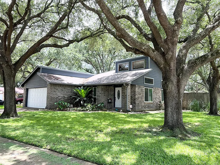 3215 Keywood Ln — Photo 3