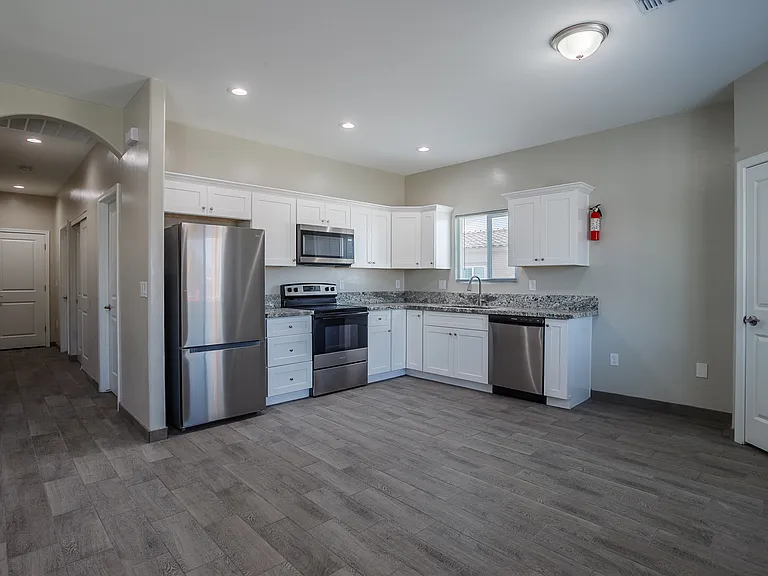 1358 N Apache Dr #1 — Photo 39
