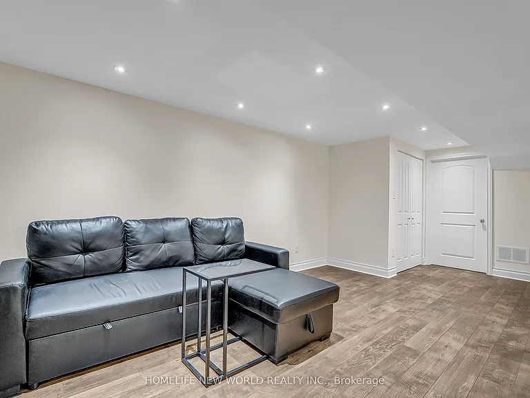 53 Michelina Ter — Photo 41