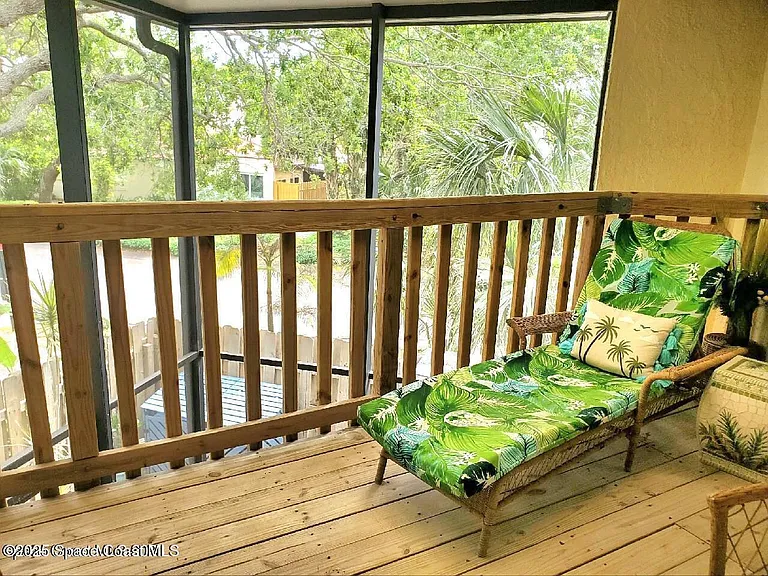 8751 Live Oak Ct — Photo 21