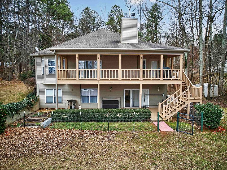 1st image of 307 E River Bend Dr
