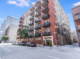 843 W Adams St APT 611, Chicago, IL 60607