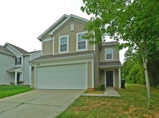 6344 Cora St, Charlotte, NC 28216