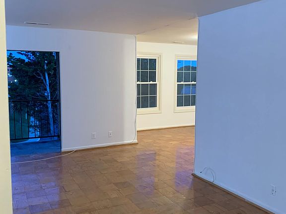 2nd image of 808 Quince Orchard Blvd APT 202