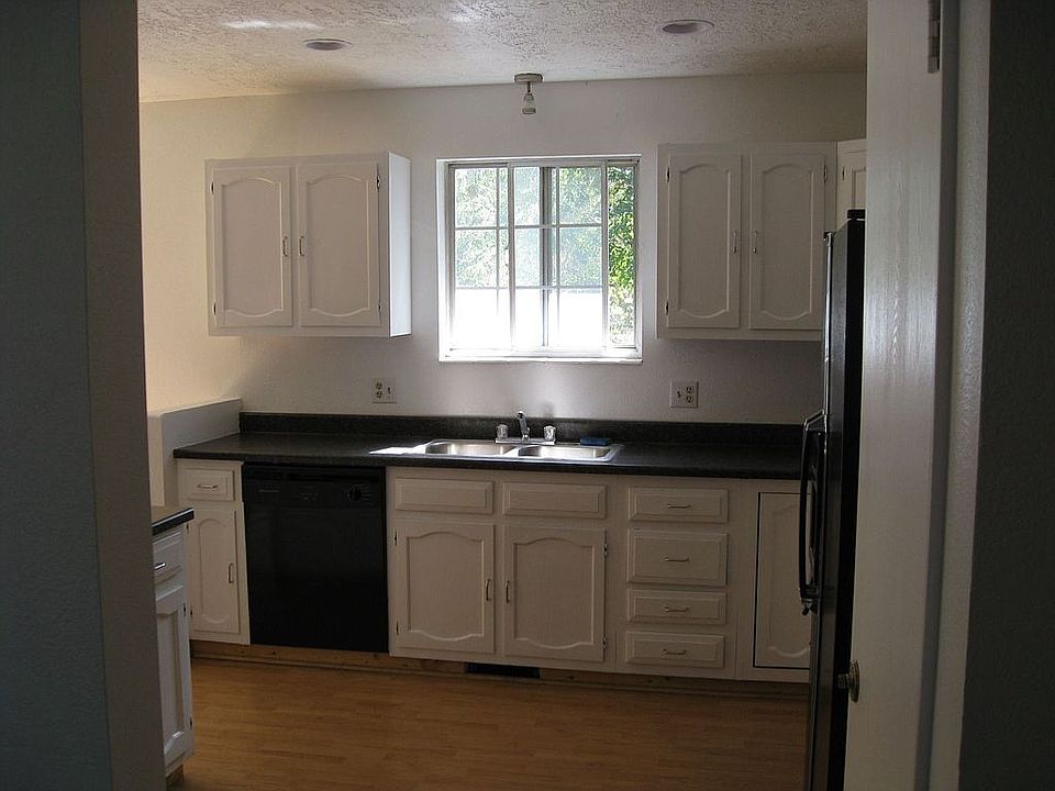 Kitchen entrance