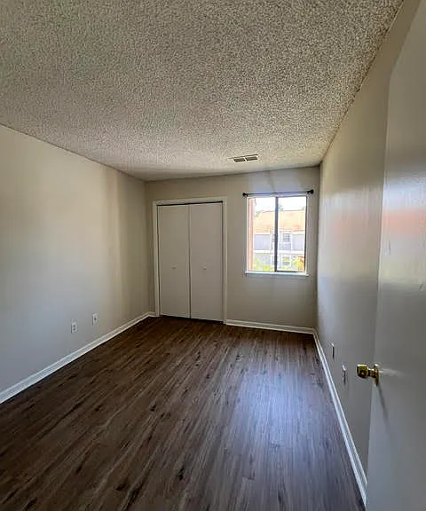 6905 Cleaton Rd — Photo 46