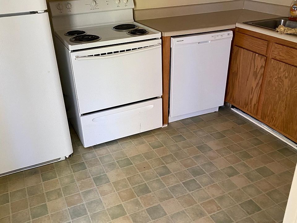 2nd image of 1107 Ash Street Ext #B