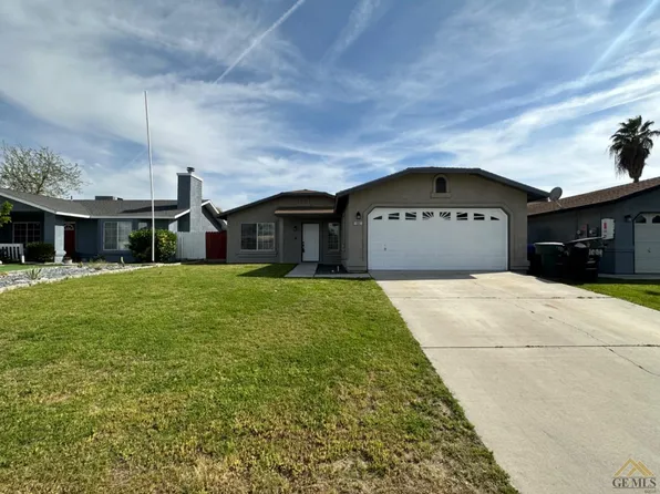 1001 Pecan St, Wasco, CA 93280