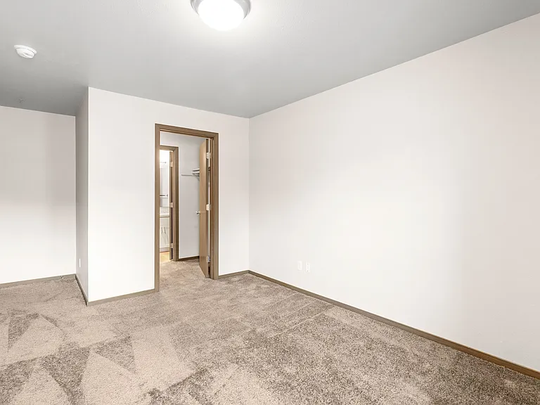 2 Bed 2 Bath Deluxe - 990 Sq Ft 2 Bed 2 Bath Deluxe - 990 Sq Ft