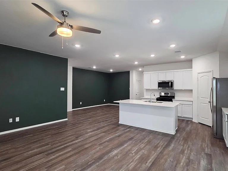 6110 Ginevra Summers Dr — Photo 4