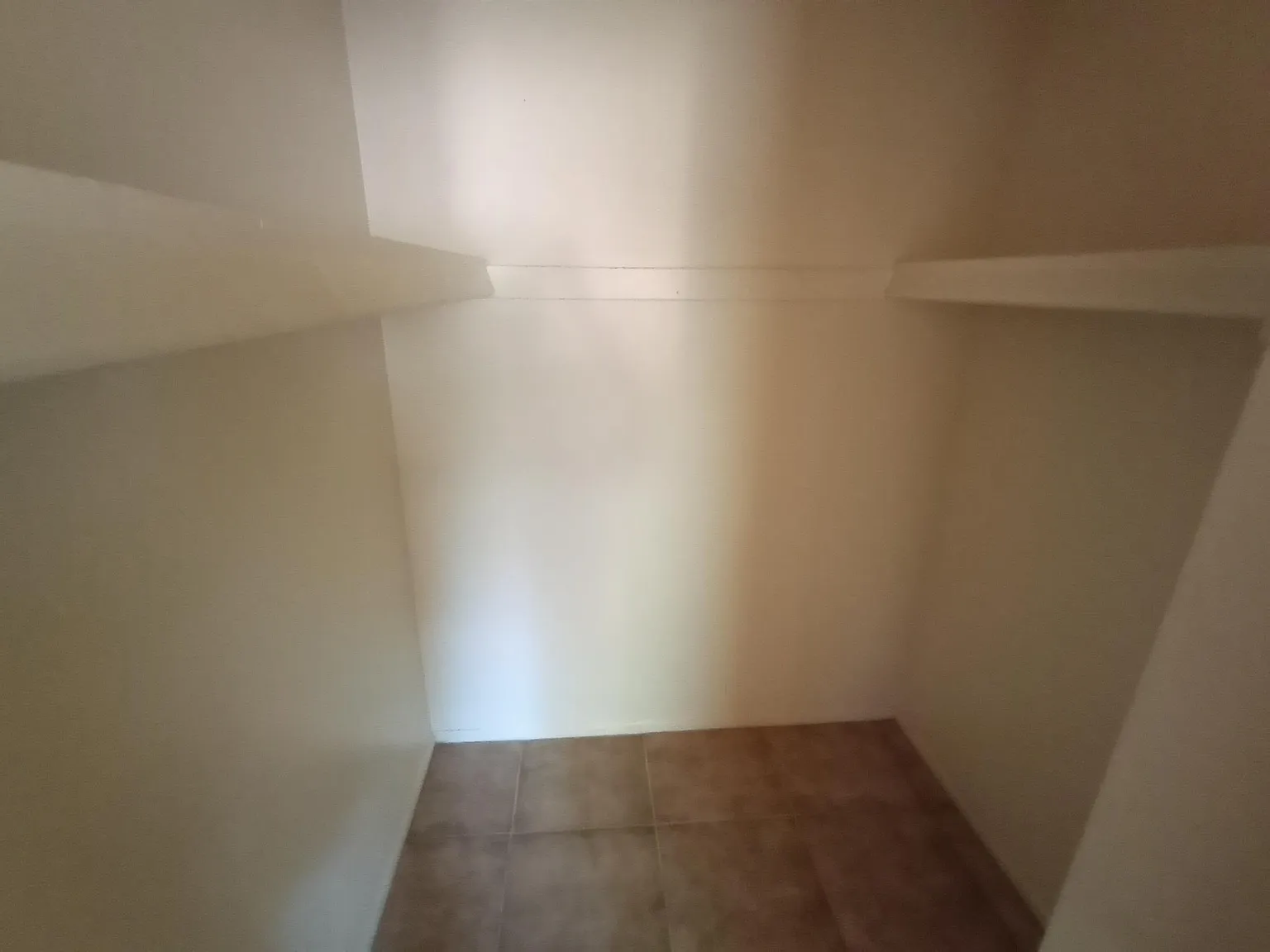 1 bed, 700 sqft, $825 — Photo 4