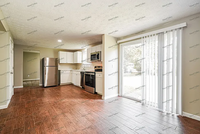 3519 Walnut Creek Dr — Photo 9