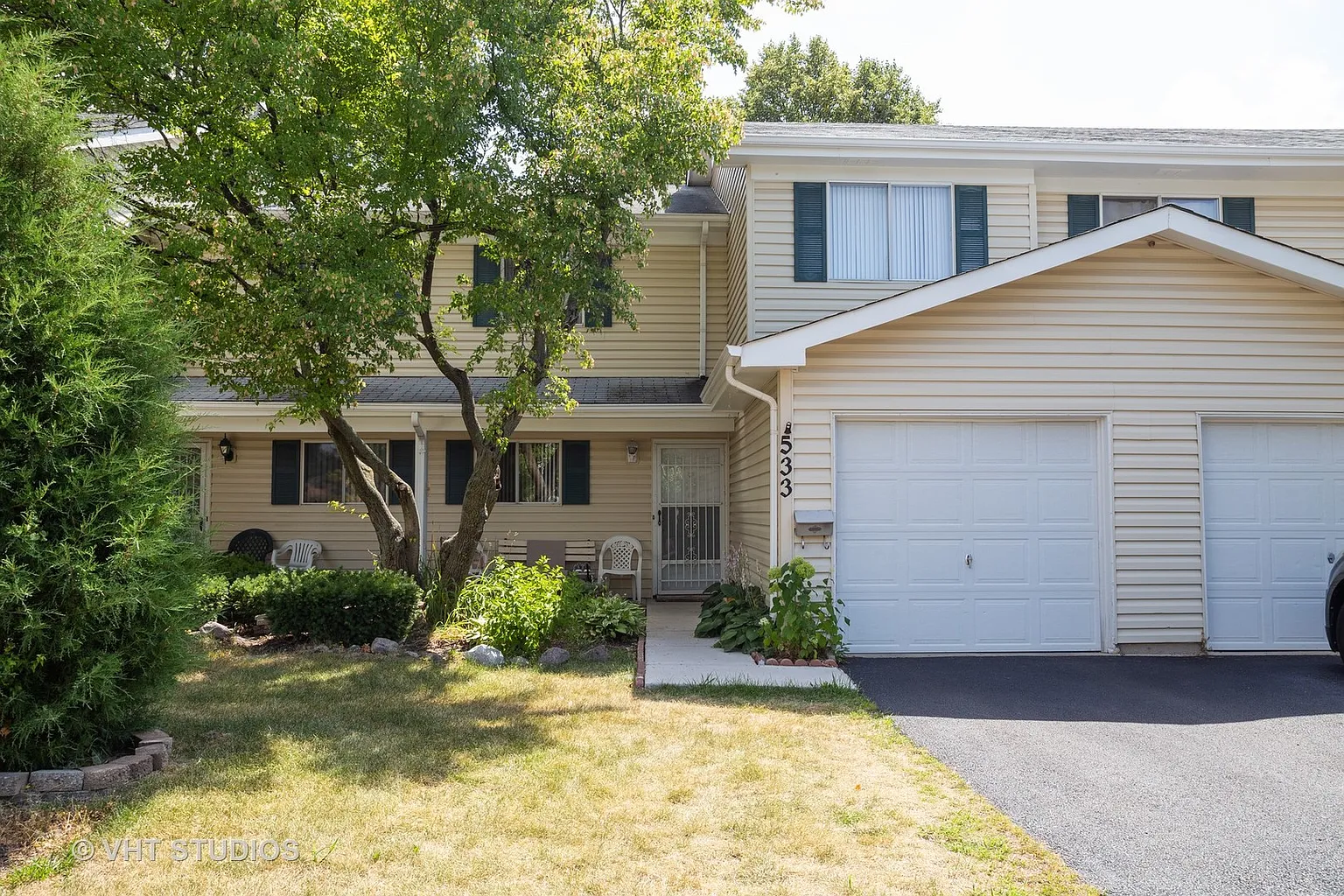 533 Alton Ct photo 1