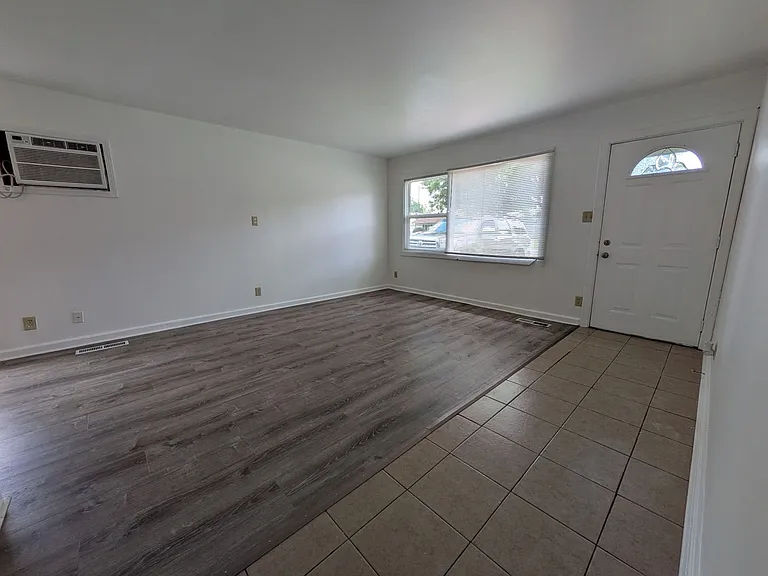 7601 Kentucky Ave — Photo 4