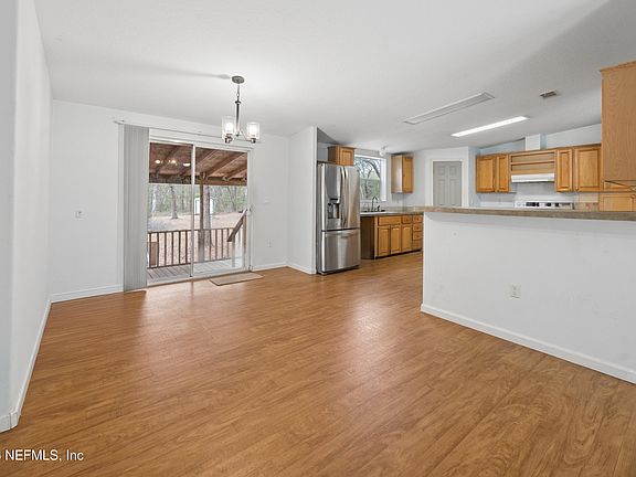 5th image of 19514 N CR 225