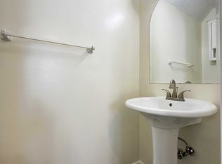 30 Kenilworth Ave, Staten Island, NY 10312