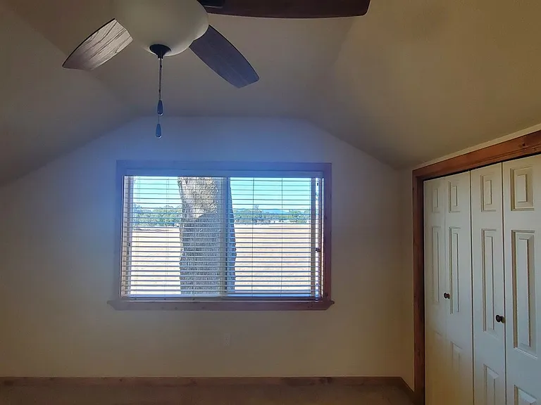 8424 Silver Bridge Rd — Photo 11