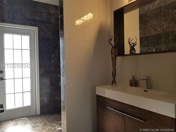 5th image of 2476 Quail Roost Dr