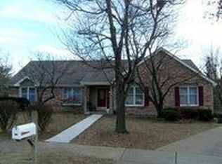 1934 Mistflower Glen Ct, Chesterfield, MO 63005