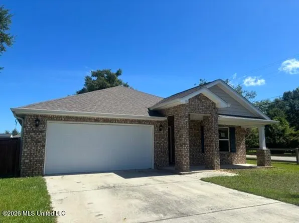 101 Rosie Dr, Long Beach, MS 39560