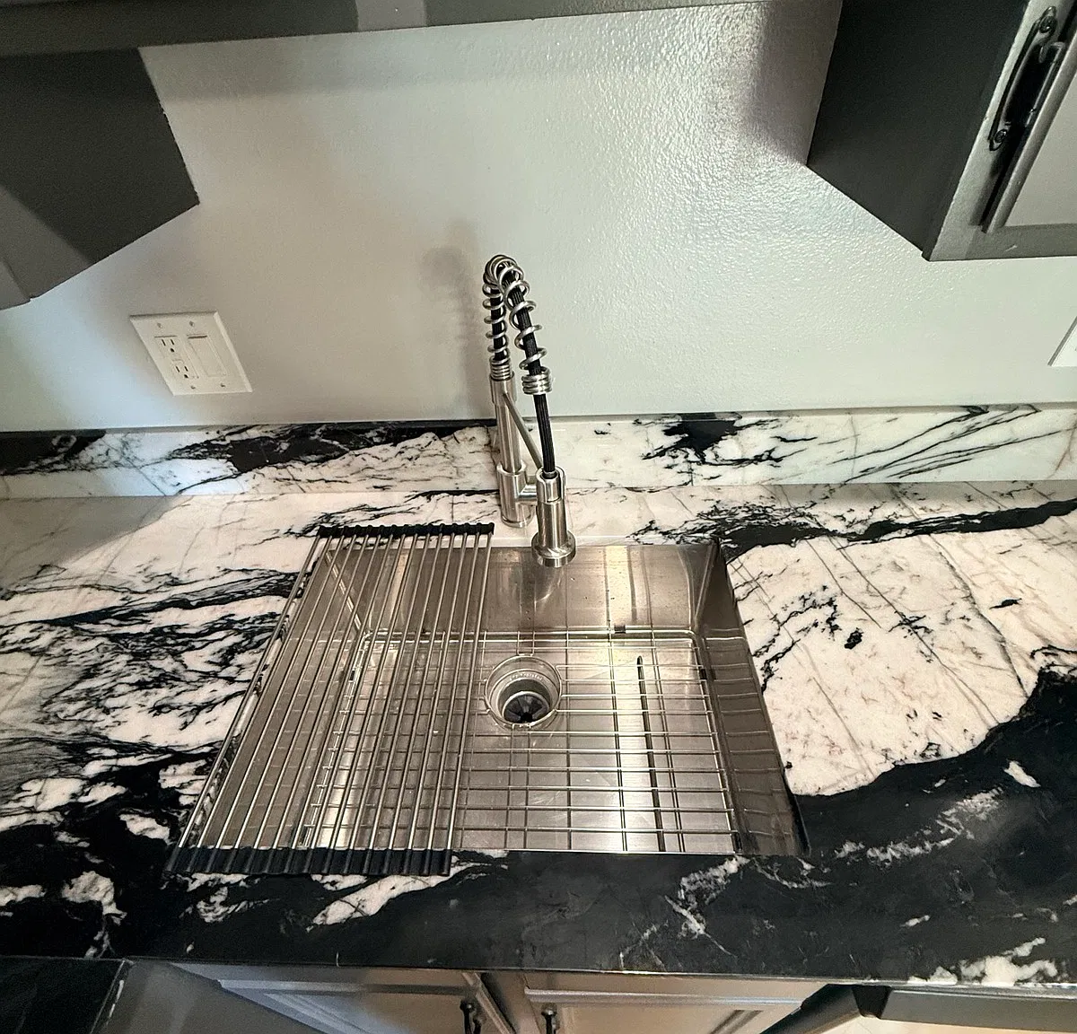 2 bed, 706 sqft, $1,800 — Photo 4