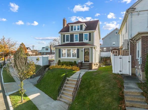 146-36 13th Avenue image 1 of 27